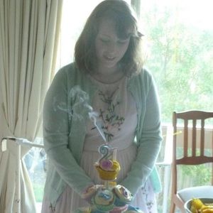 Meet your Posher, Alice